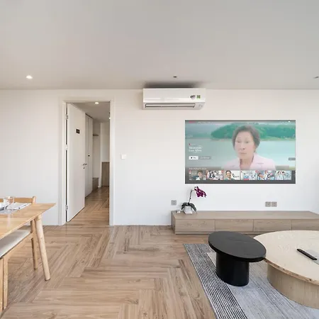 Can Ho 1 Phong Ngu View Ho Tay Phong 801